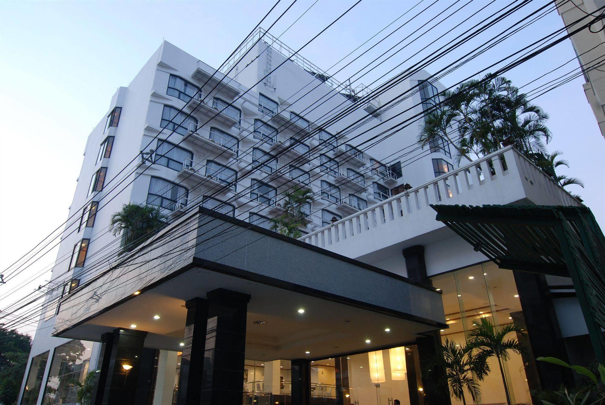 C H酒店 清邁 外观 照片